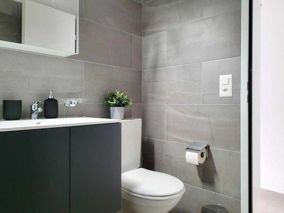 Apartment Palma - Central & Cozy With Free Private Parking Lugano Extérieur photo
